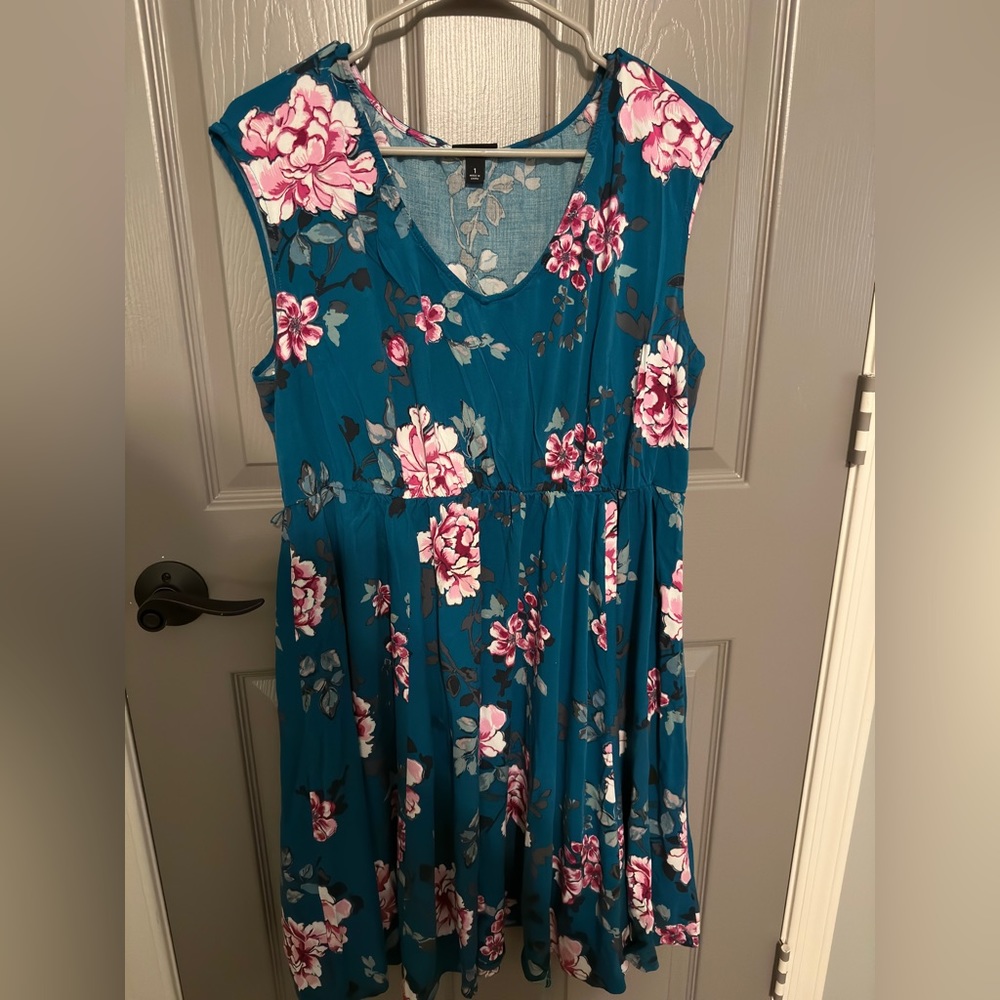 Torrid Green dress with flowers